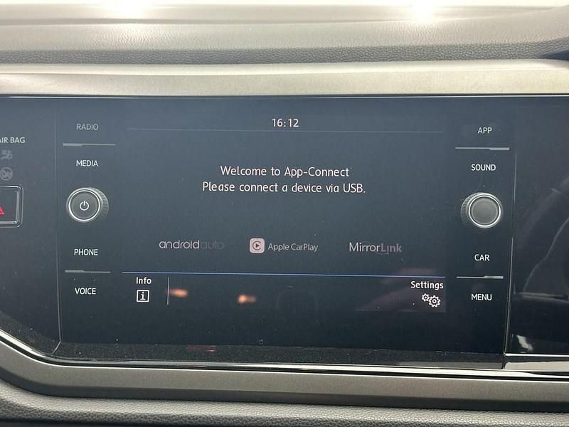 Used VW Polo SE 80 HP (58 kW) 2019 Black Hatchback