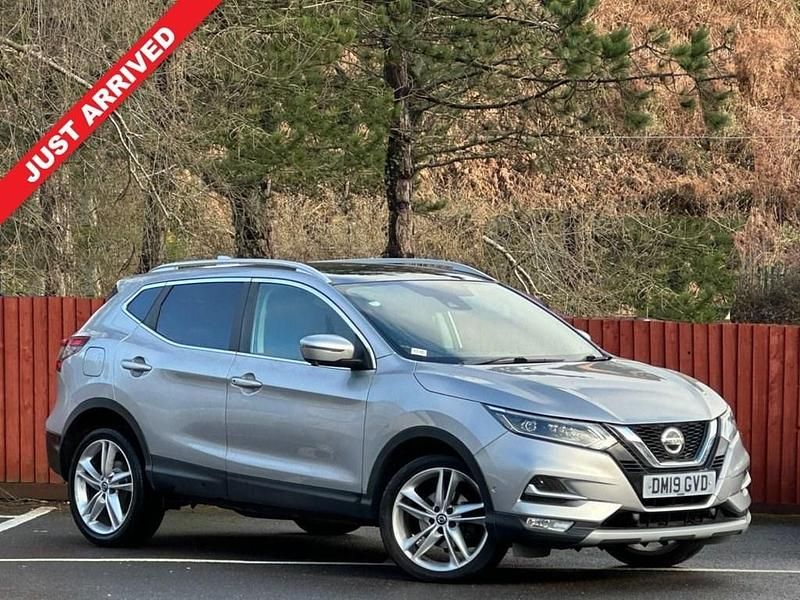 Used Nissan Qashqai N-Motion 140 HP (102 kW) 2019 Silver SUV