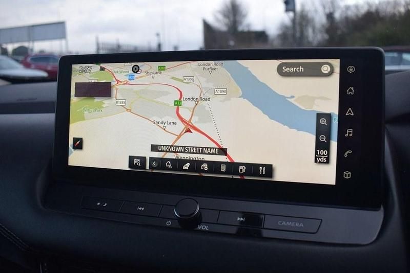 Used Nissan Qashqai N-Connecta 158 HP (116 kW) 2024 Red SUV