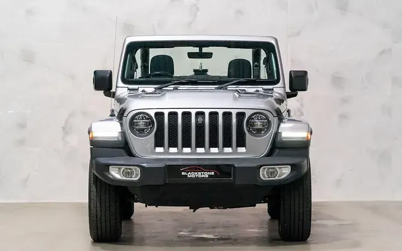 Used Jeep Wrangler Sahara 272 HP (200 kW) 2022 SUV