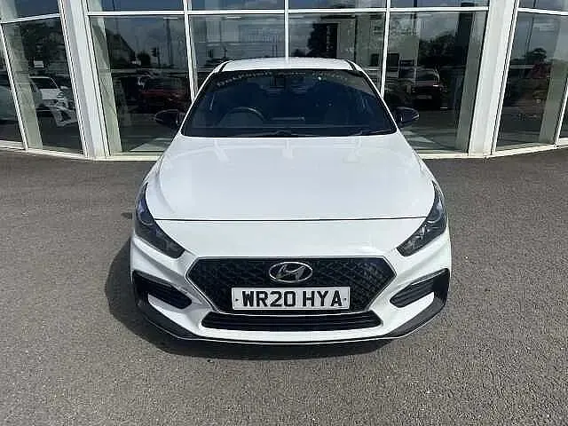 Używany Hyundai i30 N Line 120 KM (88 kW) 2020 Biały Hatchback