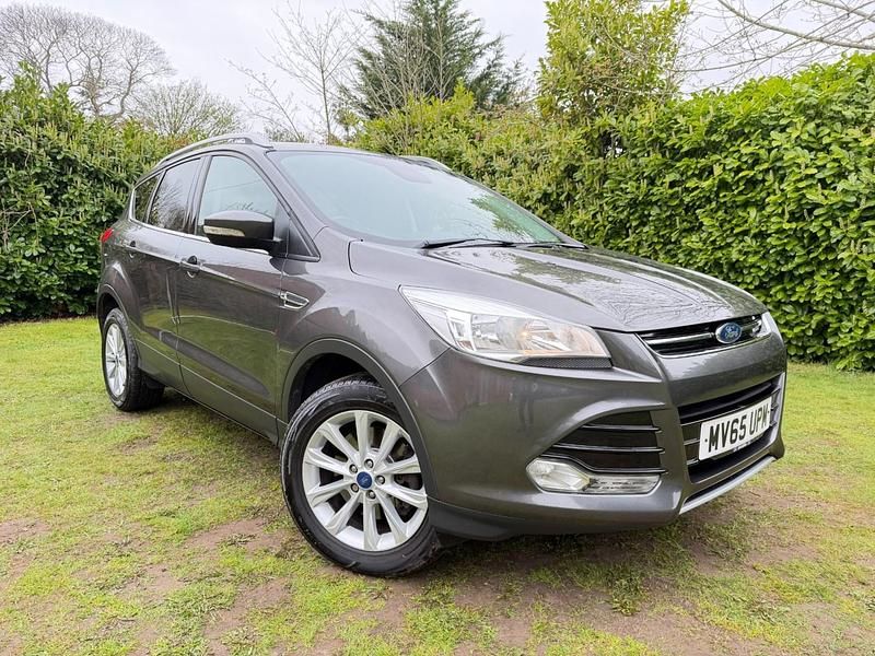 Used Ford Kuga Titanium 150 HP (110 kW) 2016 Grey SUV