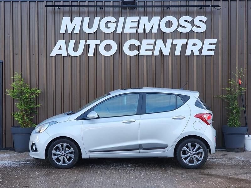 Usado Hyundai i10 Premium SE 87 HP (63 kW) 2016 Prateado Citadino