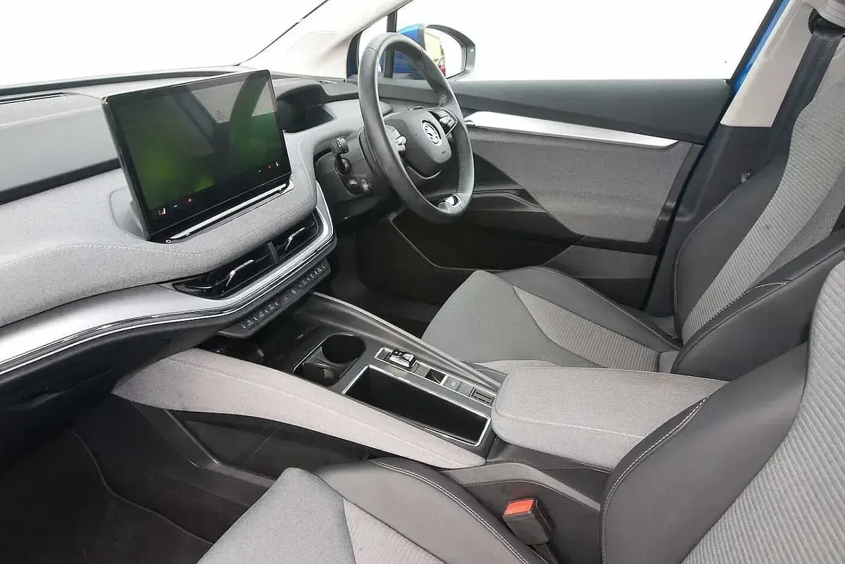 Usado Skoda Enyaq iV 125 kW (170 CV) 2024 Azul SUV