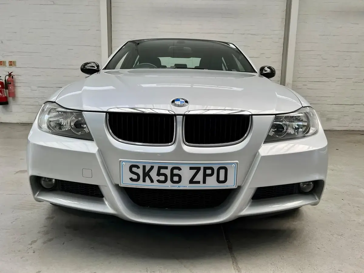 Used BMW 320 173 HP (127 kW) 2006 Silver Sedan