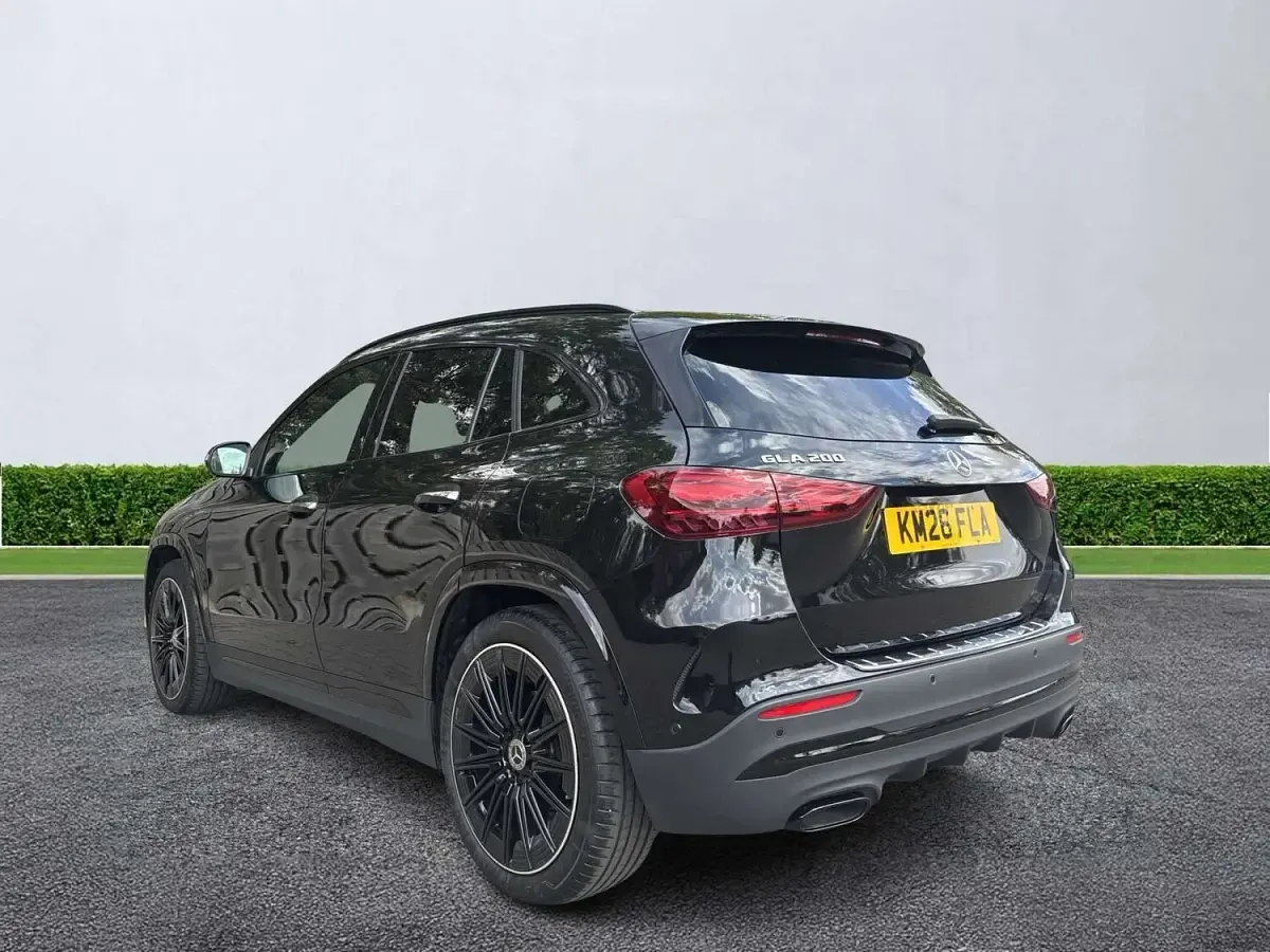 Used Mercedes GLA200 AMG Line Premium Plus 161 HP (118 kW) 2026 Black SUV