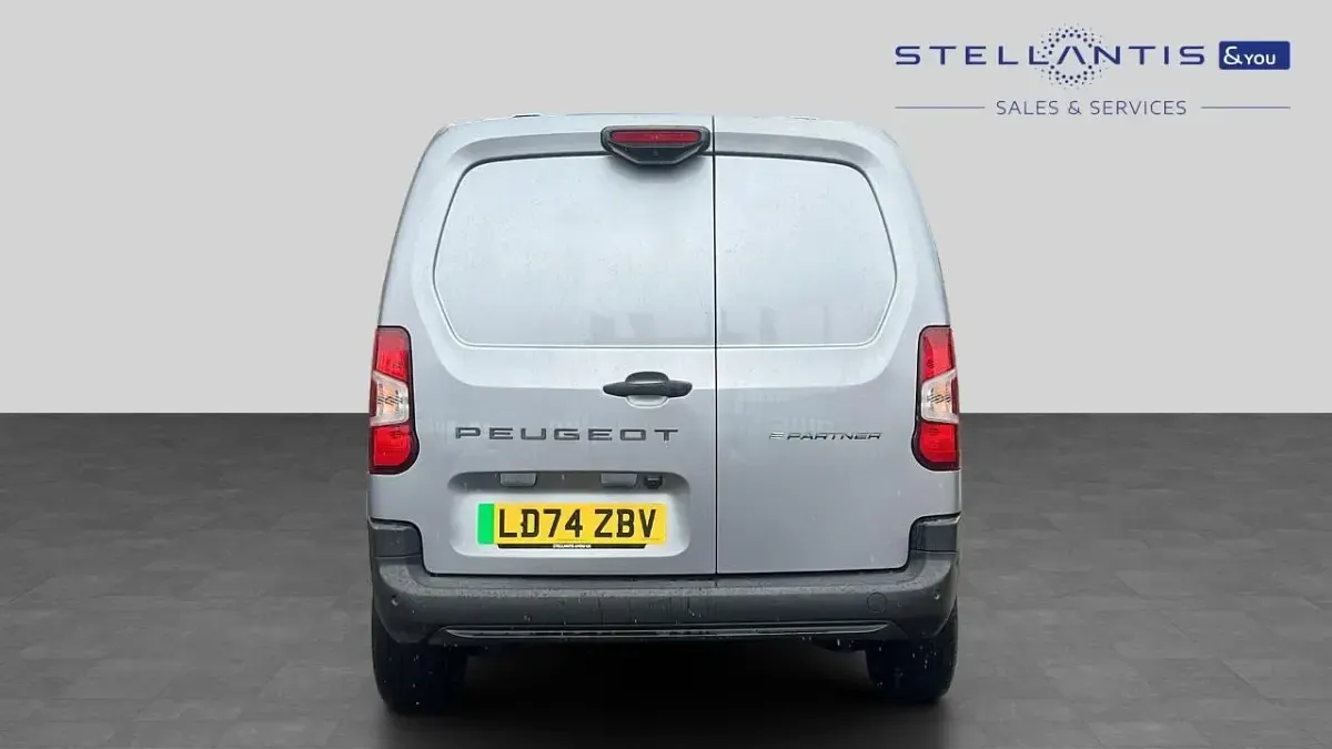 Used Peugeot E-Partner 98 kW (134 HP) 2024 Grey MPV