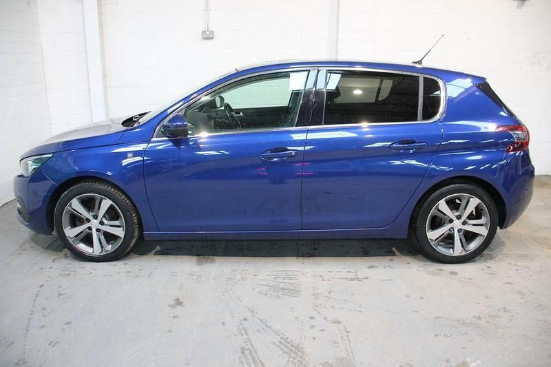 Used Peugeot 308 S 130 HP (95 kW) 2019 Blue Hatchback