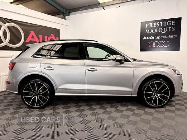 Used Audi Q5 S-Line 190 HP (139 kW) 2019 Silver SUV
