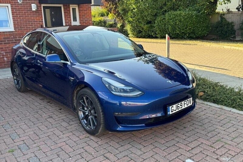 Blue Used 2019 Tesla Model 3 Standard Range Sedan | £12,995 (Good price) - Image 1/1