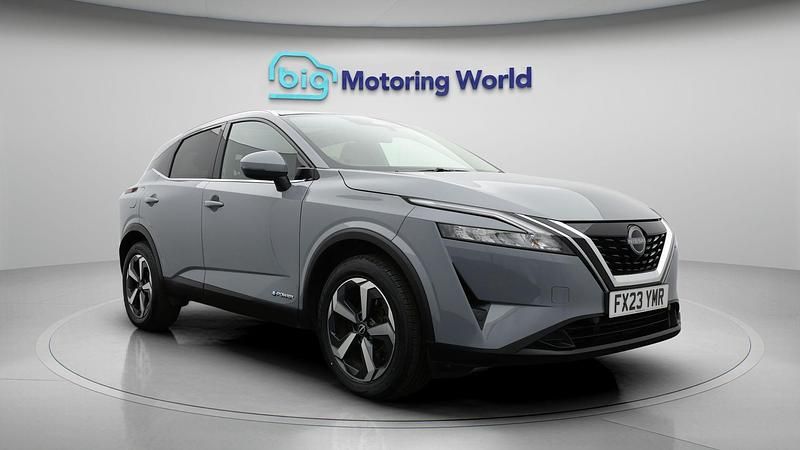 Used Nissan Qashqai Acenta Premium 188 HP (138 kW) 2023 Grey SUV