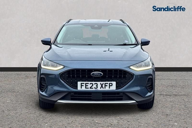 Used Ford Focus Active X 125 HP (91 kW) 2023 Blue Estate