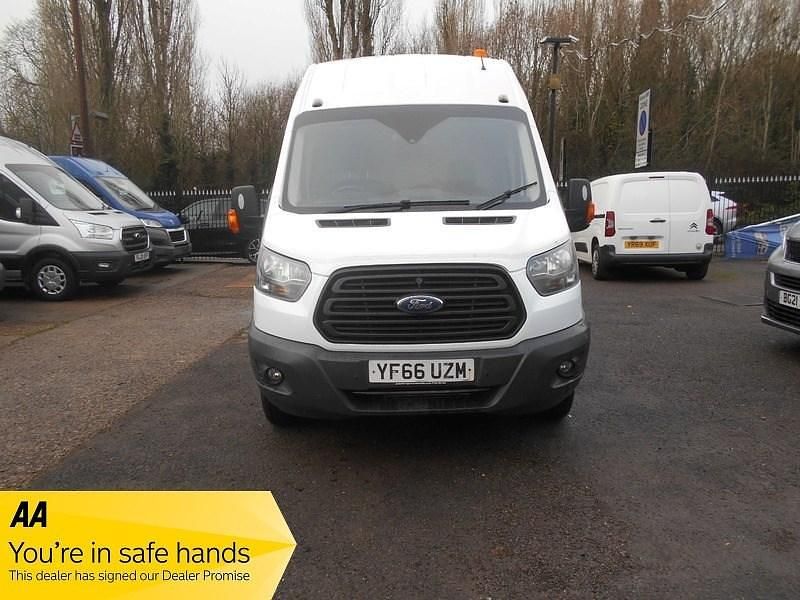 White Used 2017 Ford Transit Van | £9,499 (Fair price) - Image 1/3