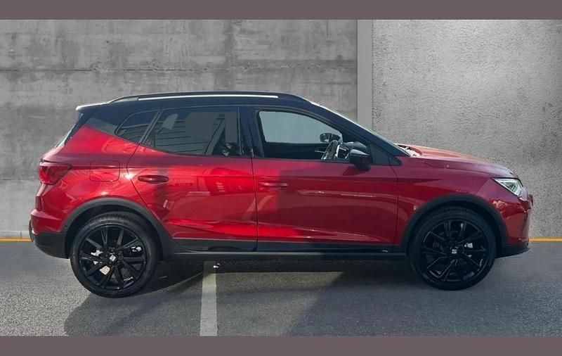 New Seat Arona Black Edition 115 HP (84 kW) 2025 Desire red SUV