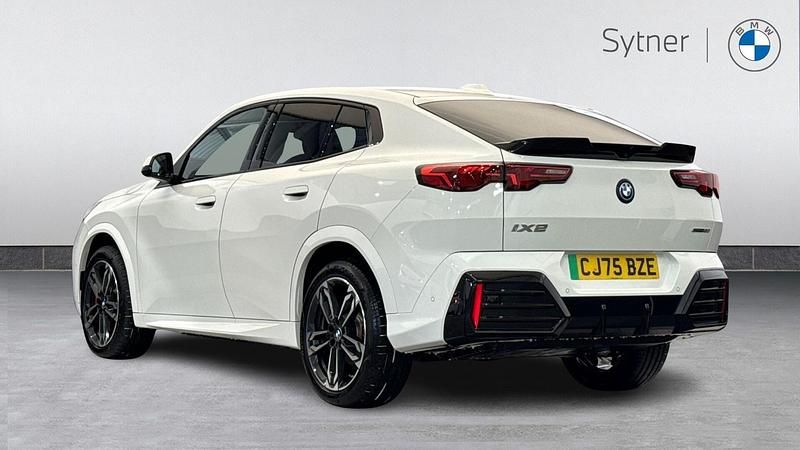 Usado BMW iX2 Luxury Line 147 kW (201 HP) 2026 Branco SUV