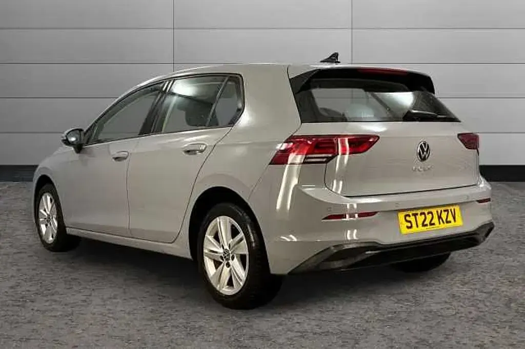 Used VW Golf VIII 130 HP (95 kW) 2022