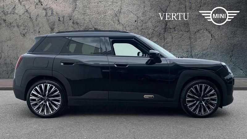 New Mini Aceman 133 kW (181 HP) 2025 Black SUV