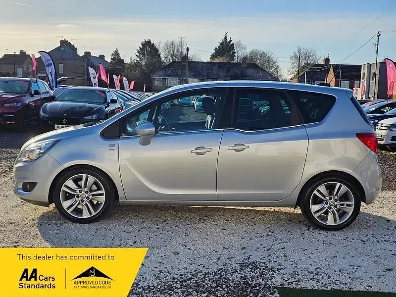 Second-hand Vauxhall Meriva 2016 Argintiu Monovolum