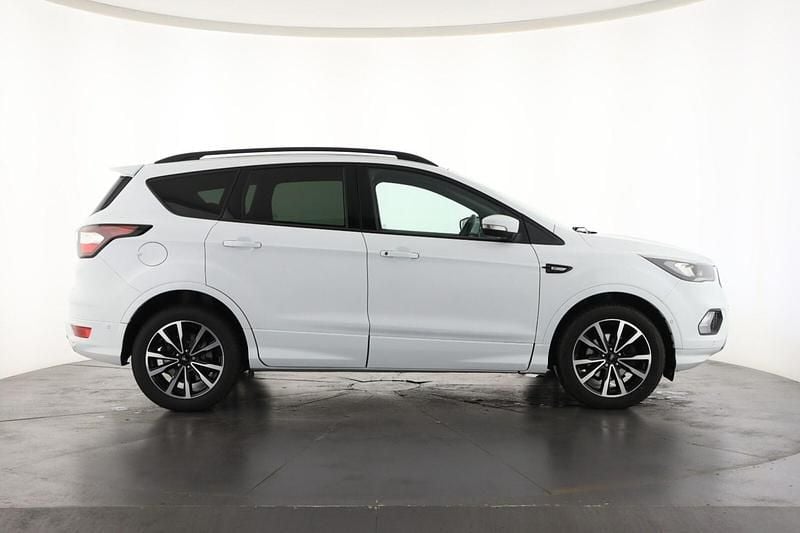 Used Ford Kuga ST-Line 120 HP (88 kW) 2018 White SUV