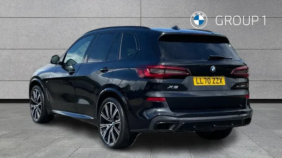 Usado BMW X5 M Sport 335 HP (246 kW) 2021 Preto SUV