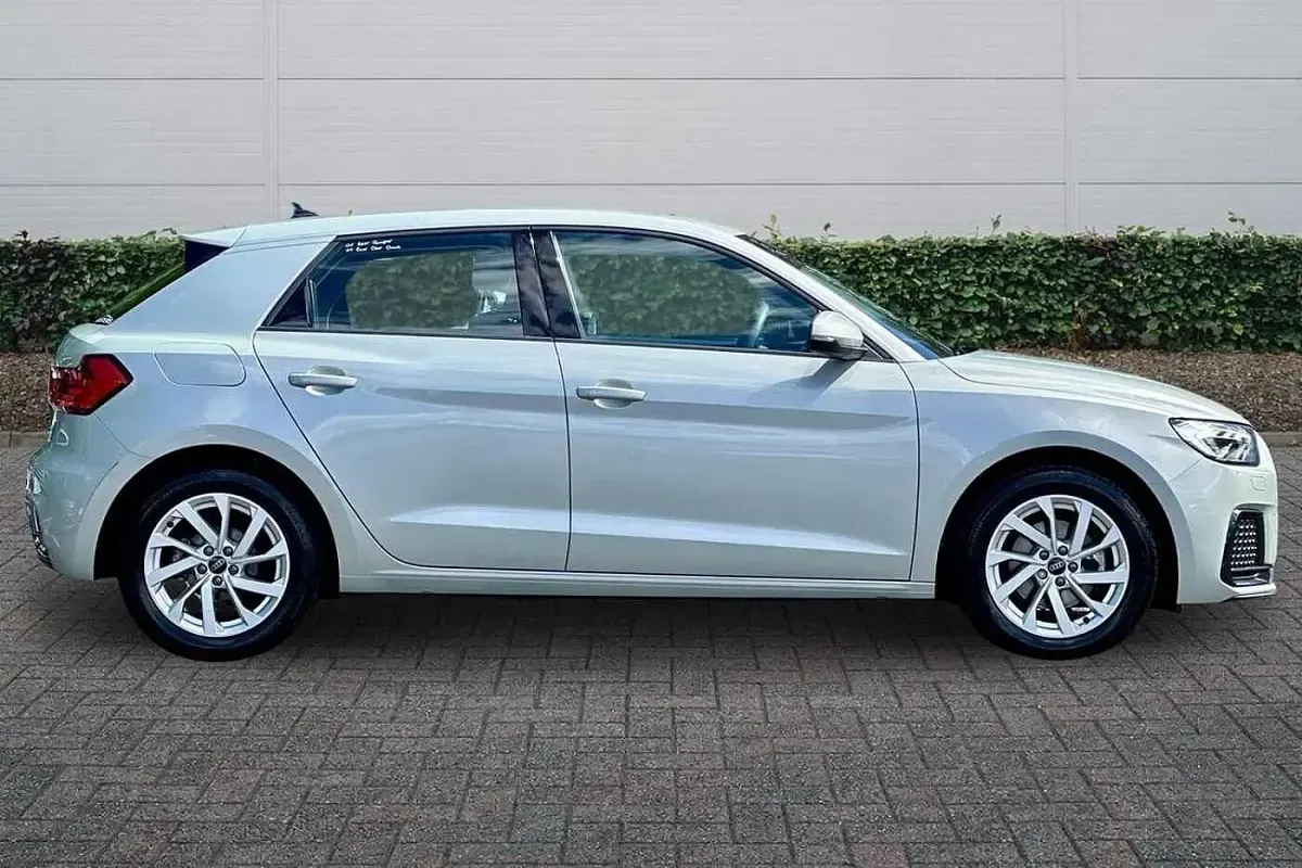 Used Audi A1 Sport 113 HP (83 kW) 2025 Silver SUV