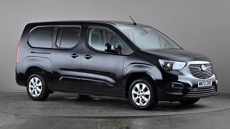 Black Used 2022 Vauxhall Combo MPV | £15,498 (Expensive) - Image 1/3