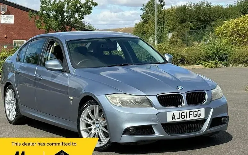Used BMW 318 Performance 143 HP (105 kW) 2011 Sedan