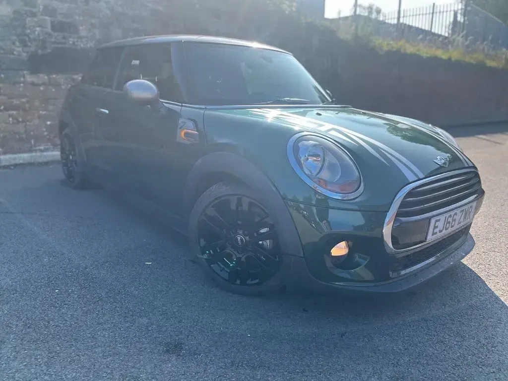 Used Mini Cooper Seven 136 HP (100 kW) 2016 Green Hatchback