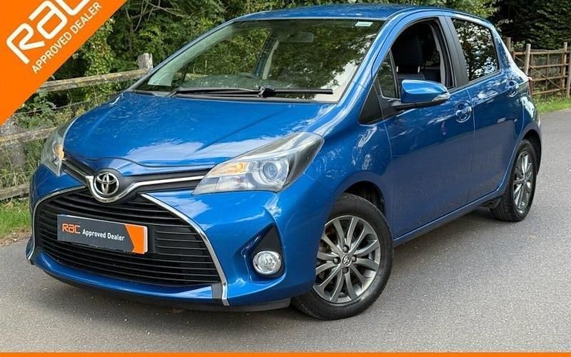 Blue Used 2016 Toyota Yaris Hatchback | £4,990 (Fair price) - Image 1/3