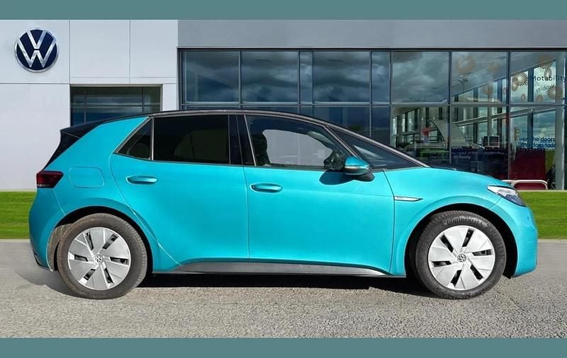 Used VW ID.3 Pro Performance 150 kW (204 HP) 2022 Makena turquoise premium metallic black Hatchback