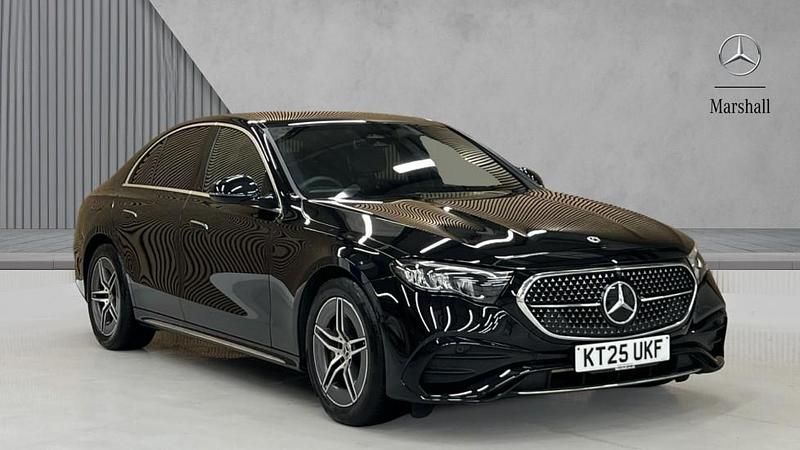 Begagnad Mercedes E220 AMG line 197 HK (144 kW) 2025 Svart Sedan