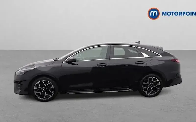 Used Kia ProCeed GT-Line 140 HP (102 kW) 2024 Black Estate