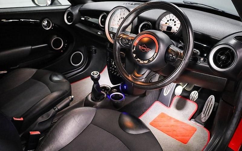Używany Mini Cooper Coupé 122 KM (89 kW) 2015 Coupe