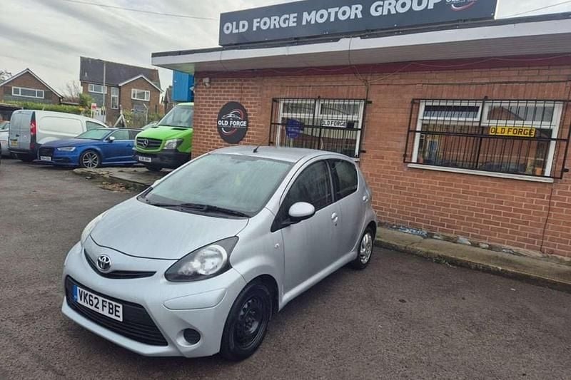 Used Toyota Aygo 2012 Silver Hatchback
