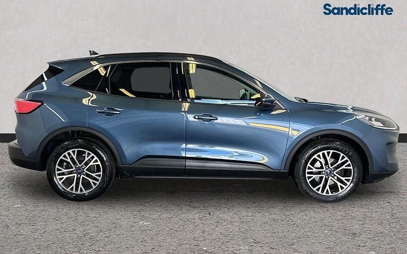 Used Ford Kuga Titanium 120 HP (88 kW) 2021 Blue SUV