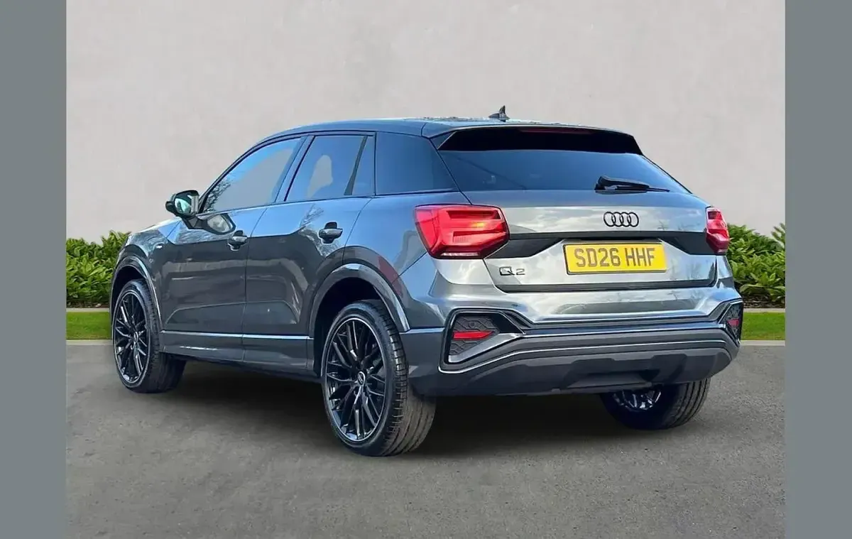 Used Audi Q2 Black Edition 147 HP (108 kW) 2026 Grey SUV