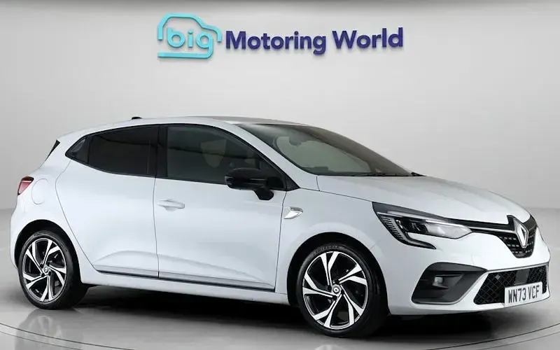 Used Renault Clio RS Line 90 HP (66 kW) 2023 Hatchback
