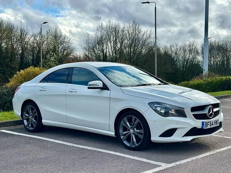 Used Mercedes CLA200 136 HP (100 kW) 2014 White Coupe
