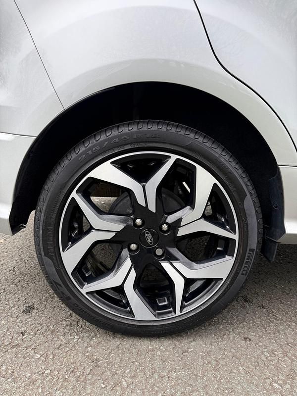 Used Ford Ecosport ST-Line 125 HP (91 kW) 2019 Silver SUV