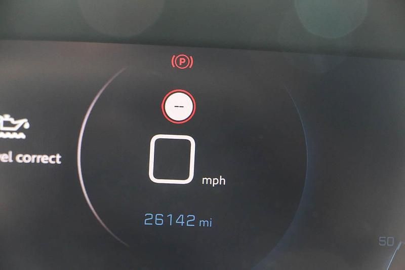 Second-hand Peugeot e-208 Allure 100 kW (136 CP) 2022 Alb Hatchback