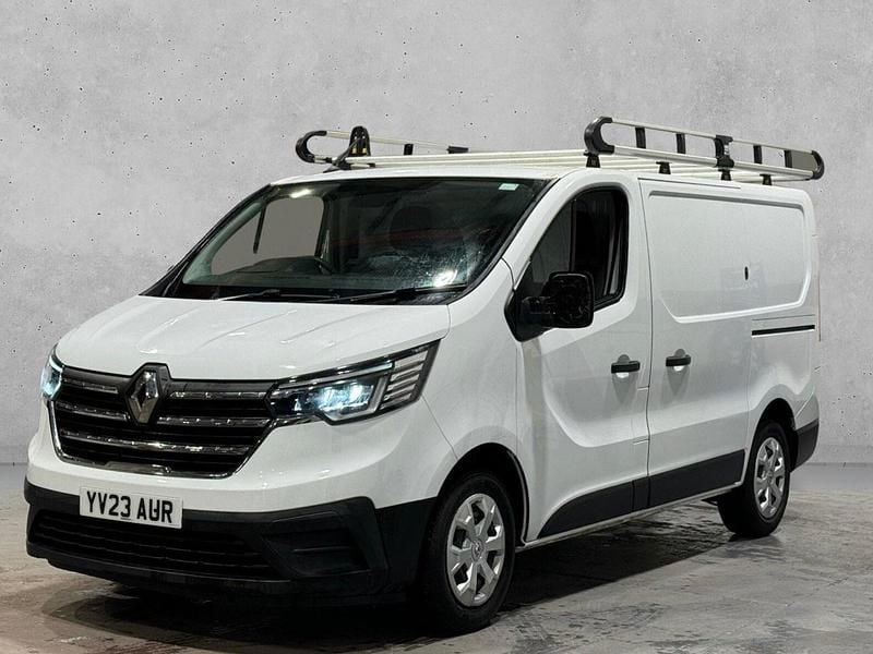 Used Renault Trafic 2023 White MPV