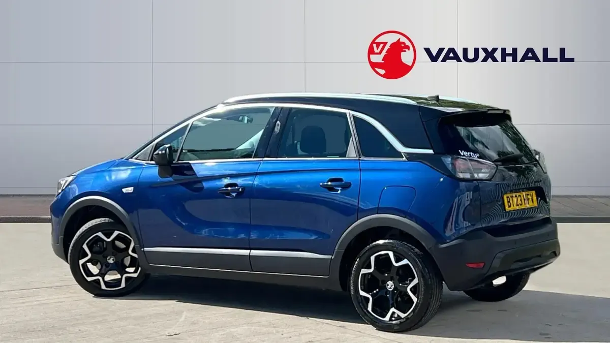 Begagnad Vauxhall Crossland Ultimate 131 HK (96 kW) 2023 Blå SUV