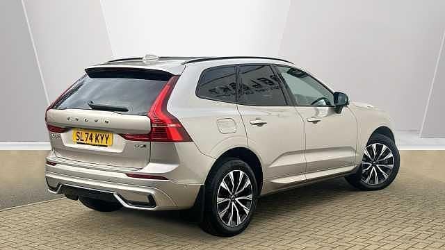 Used Volvo XC60 Plus 247 HP (181 kW) 2025 SUV