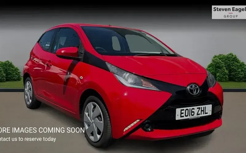 Used Toyota Aygo X-play 69 HP (50 kW) 2018 Hatchback