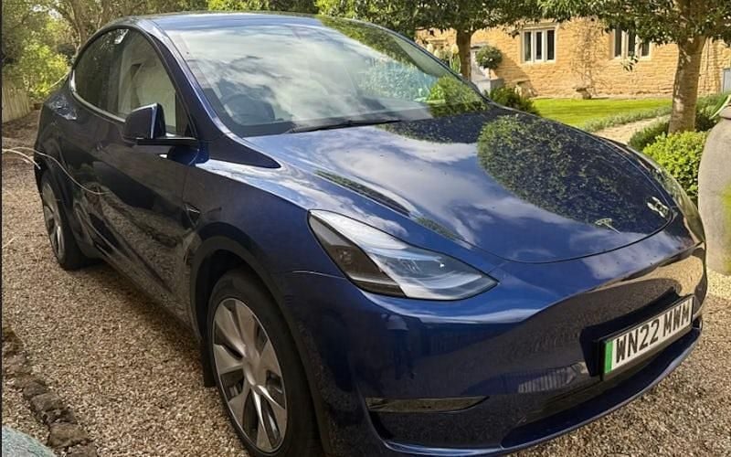 Used Tesla Model Y Long Range AWD 286 kW (389 HP) 2025 SUV