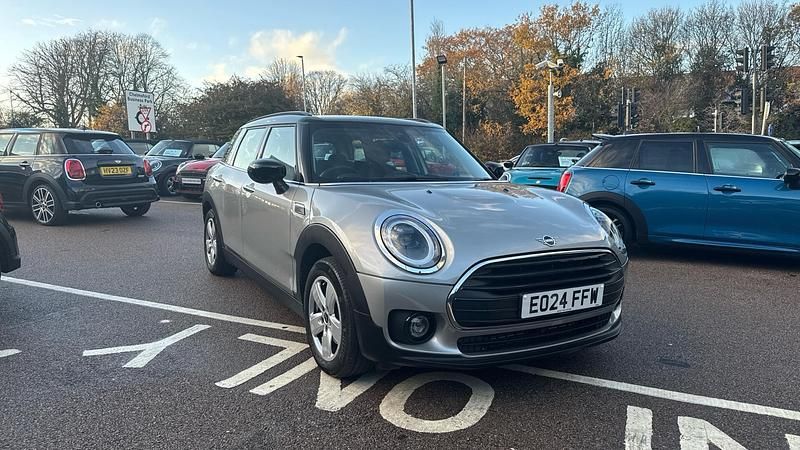 Silver Used 2024 Mini Cooper Clubman Classic Estate | £23,995 (Fair price) - Image 1/4