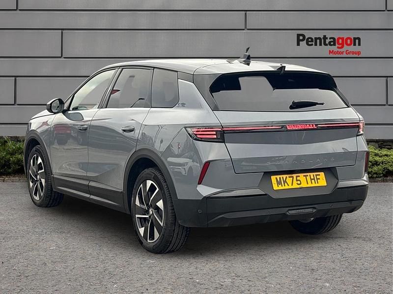 Used Vauxhall Grandland X Ultimate 145 HP (106 kW) 2025 Grey SUV