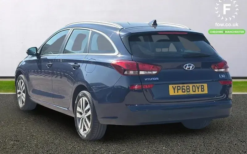 Used Hyundai i30 SE 140 HP (102 kW) 2018 Blue Estate