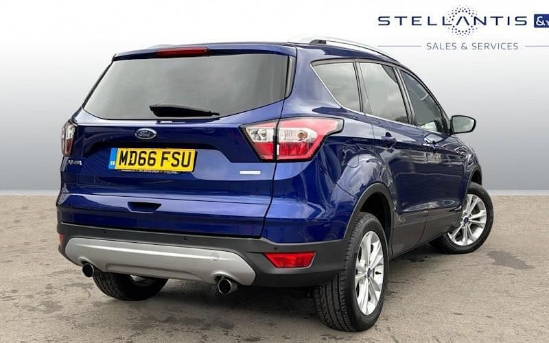 Used Ford Kuga Titanium 150 HP (110 kW) 2017 Blue SUV