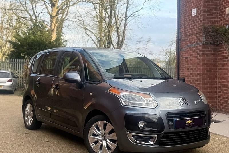 Grey Used 2009 Citroën C3 Picasso VTR Sport MPV | £1,499 (Good price) - Image 1/1